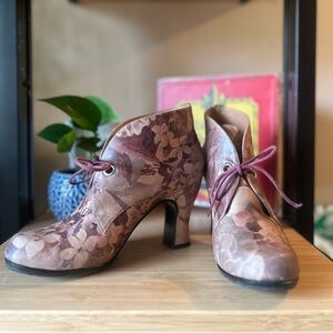 Fluevog Miracle Stunner 8.5